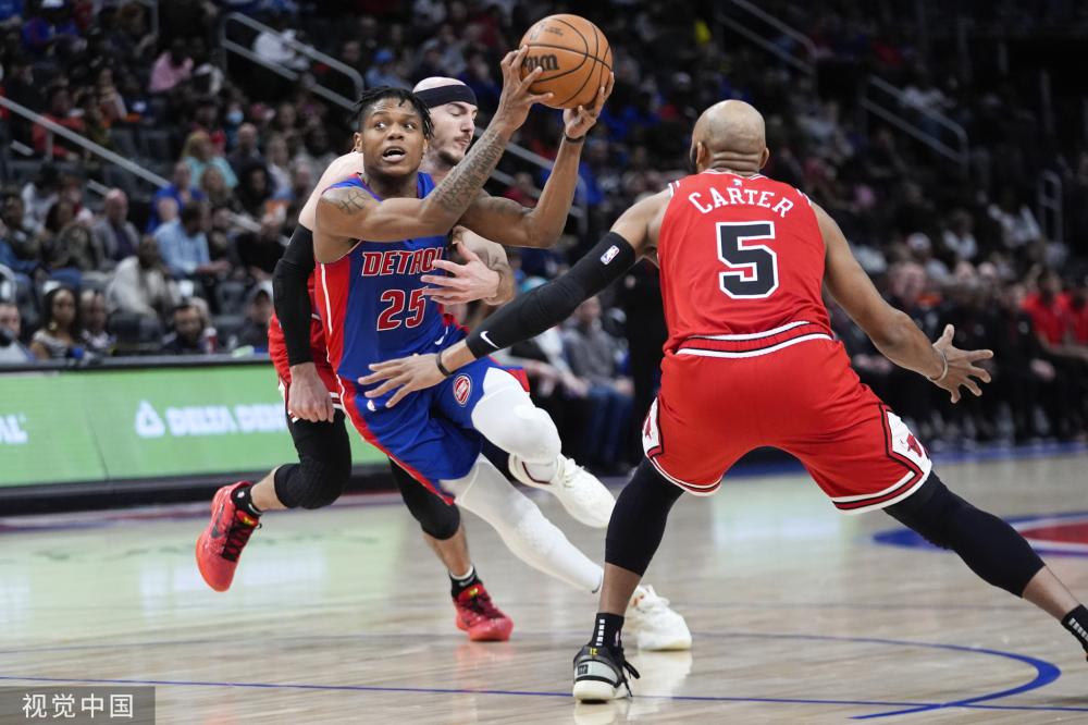 多拍拉锯中 多拍拉锯中