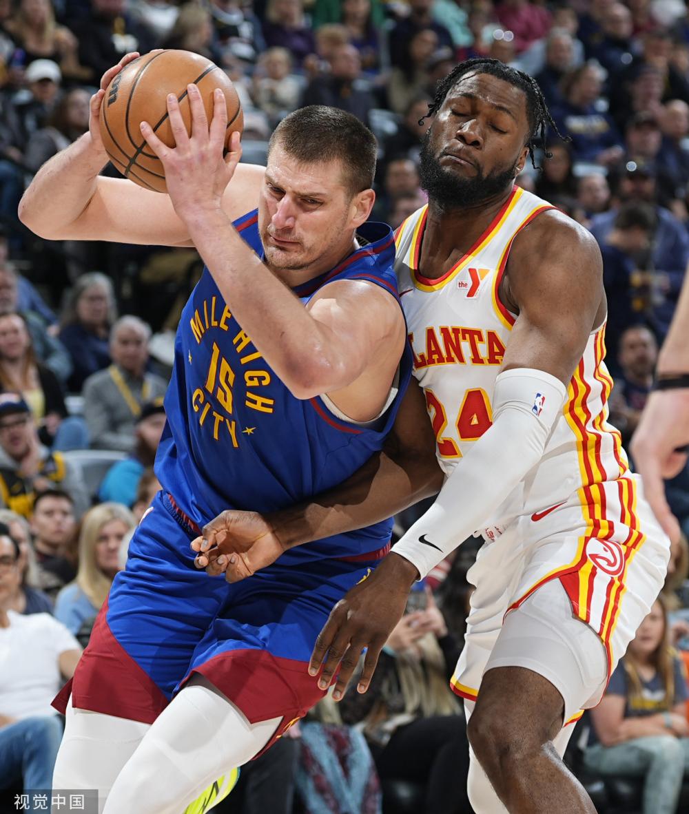 至少握住一 至少握住一