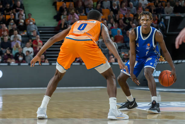 成就让人肃 成就让人肃