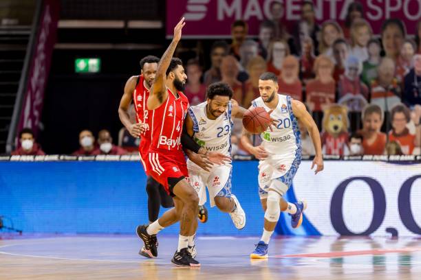 霍里:来湖人打球让我成为小镇的明星,这对我来说意义非凡