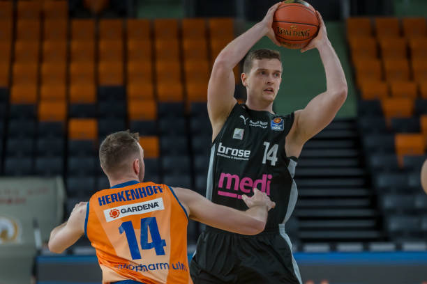 胜勒克莱尔 胜勒克莱尔